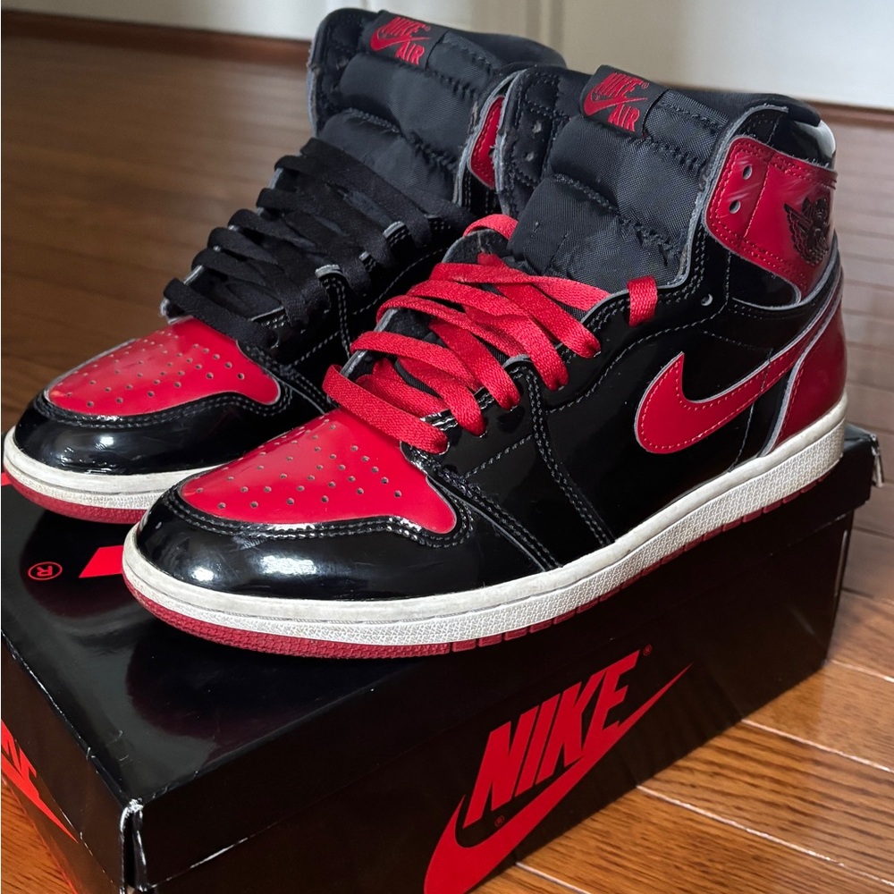 Pat and leather Bred - Nike Air Jordan High Black Red Sneakers